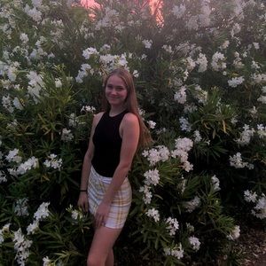 Meet your Posher, Corissa